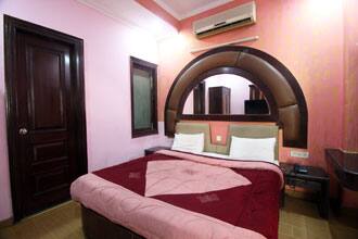 فندق روناك انترناشيونال, New Delhi 4